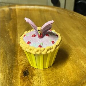 Claire’s Yellow Cupcake Figurine with Pink butterfly Trinket box